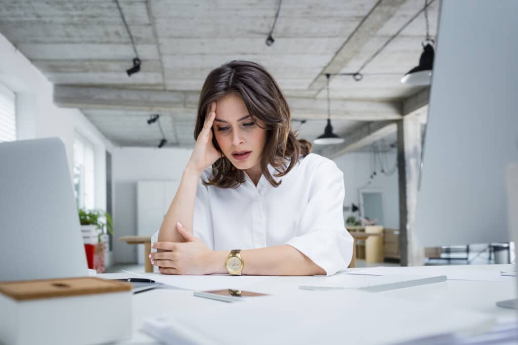 Employees are turning to AI for grief support, but what does that say about workplace bereavement? 
