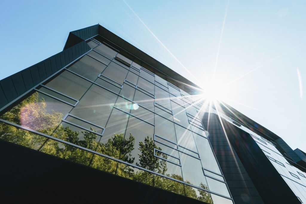 Occupational health heatwave guidance published as UK employers urged to prepare for hotter workplaces 